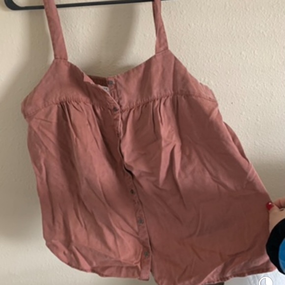 Mauve top from Old Navy - Picture 2 of 3